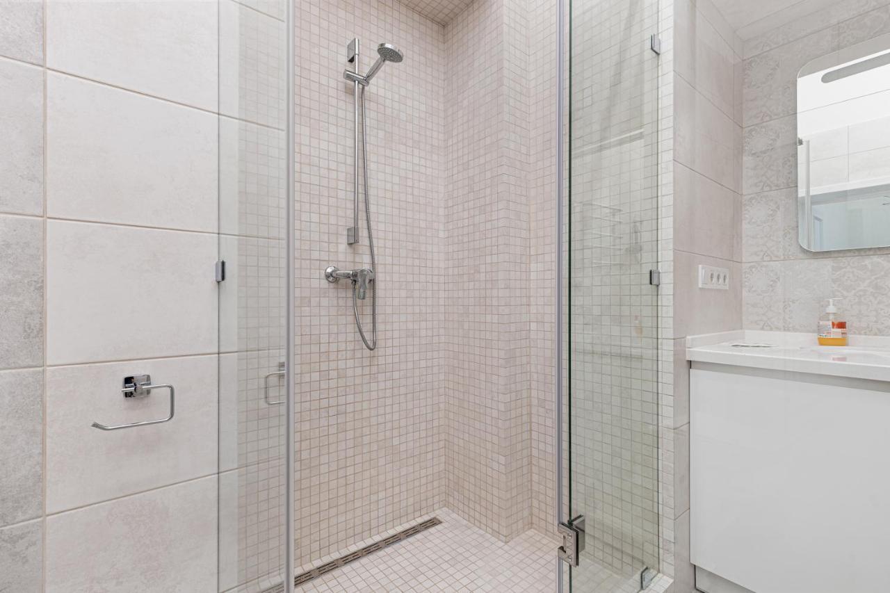 Vorontsov Lane Cozy Apartment 敖德萨 外观 照片